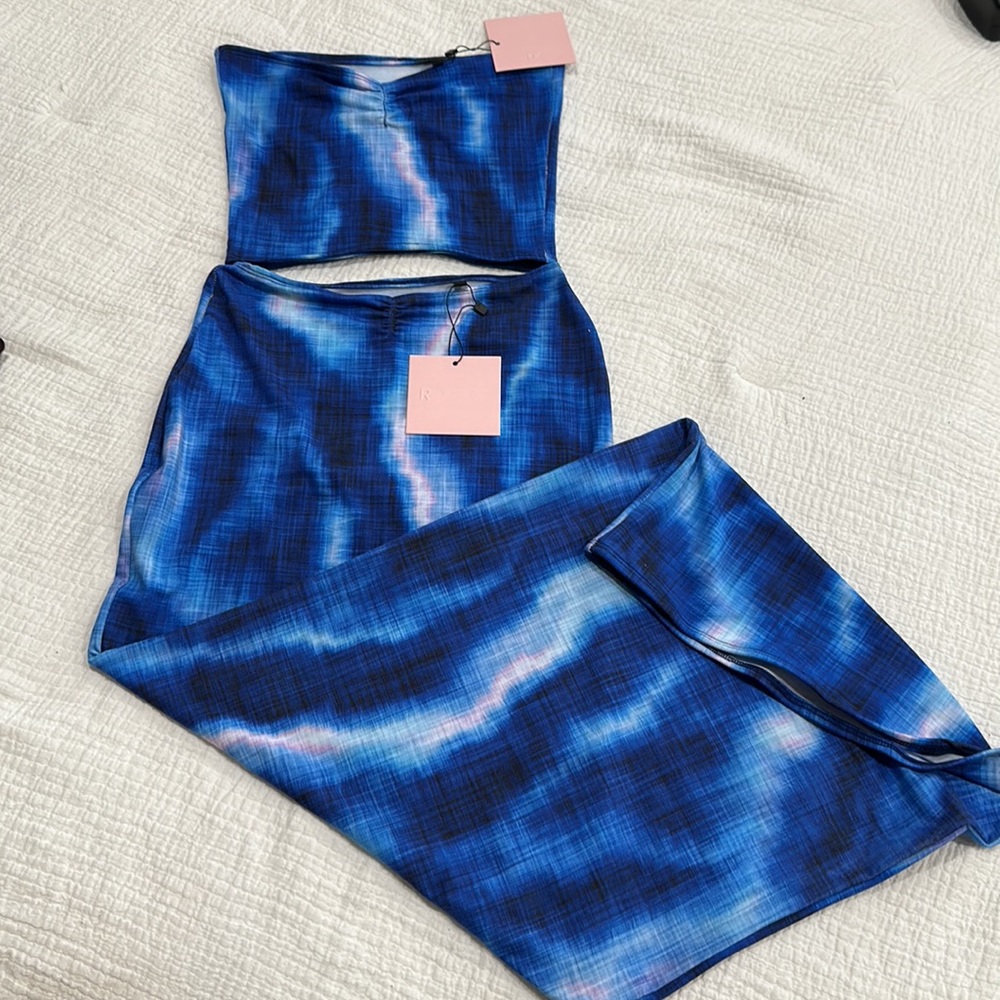 R MODE two-piece set